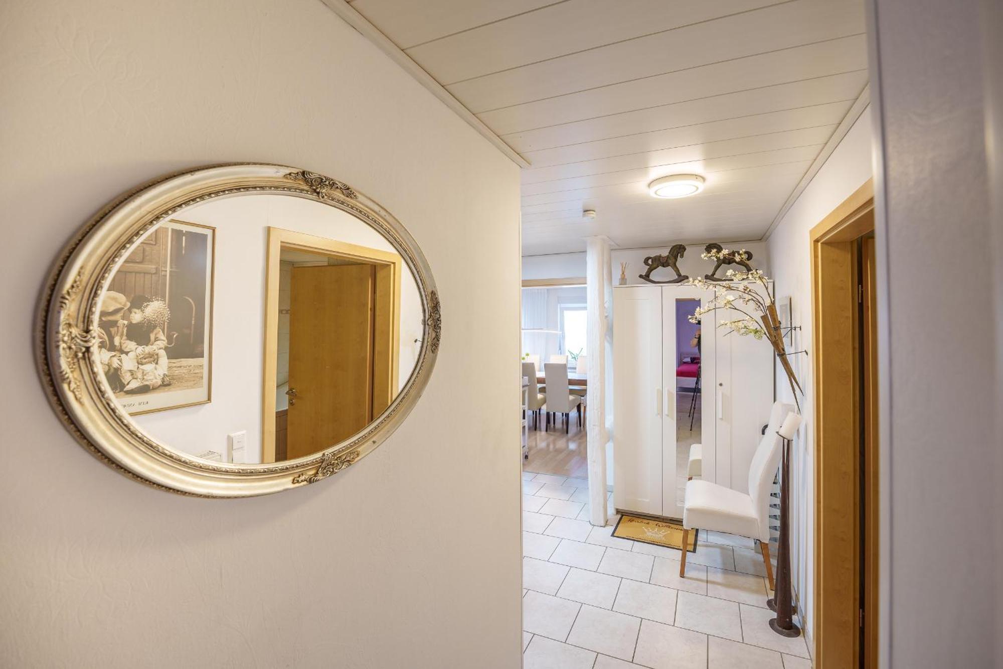Wilhelm Appartements 100Qm Im Zentrum Brackenheim Naehe Tripsdrill Exterior photo
